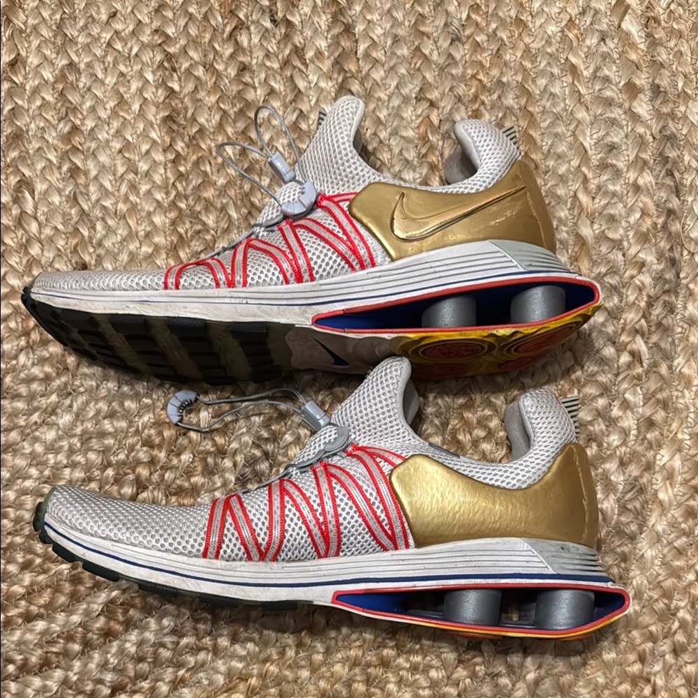 Nike Athletic Shoes Gray and Red